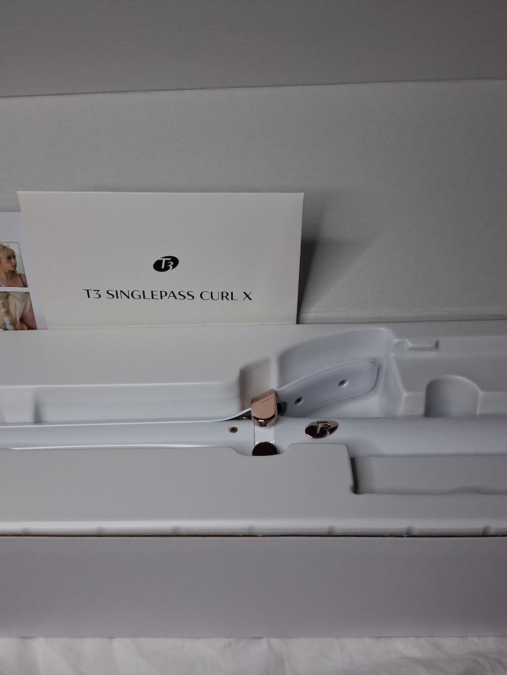 T3 SinglePass Curl X 1" White with Rose Gold Accents Curling Iron